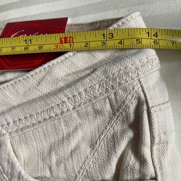 NWT Women’s Foxy Jeans - Picture 4 of 4